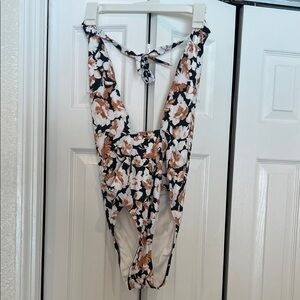 Abercrombie & fitch Floral halter tie Women’s One-Piece bathing suit